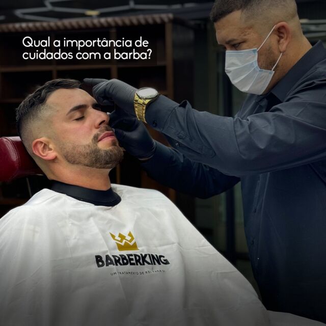 Manter a barba bem arranjada e saudável vai além de um bom visual, ajuda a evitar irritações na pele, pelos encravados e até problemas com caspa.
Com a manutenção certa, produtos adequados e o toque de um bom barbeiro, garantimos uma barba macia, com forma e alinhada, pronta para qualquer ocasião! 😉
Vem cuidar da tua barba connosco e mantém o teu estilo sempre em alta! 🌟
#CuidadosComABarba #EstiloSaudável #BarbaBemArranjada #DicasDeBarbearia #HigienePessoal